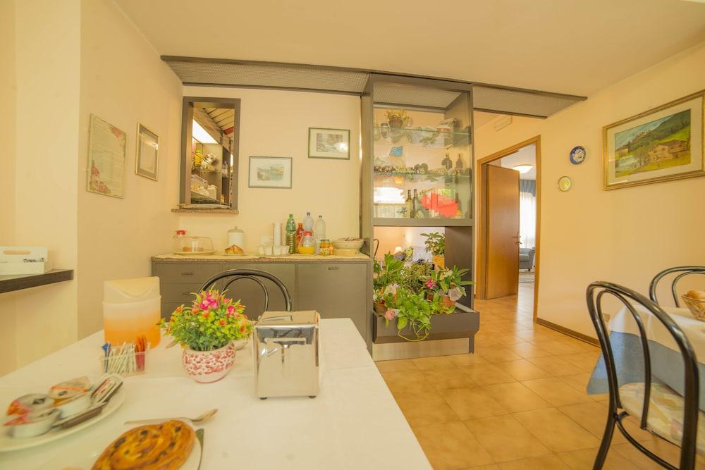 Hotel Santa Maria 2*