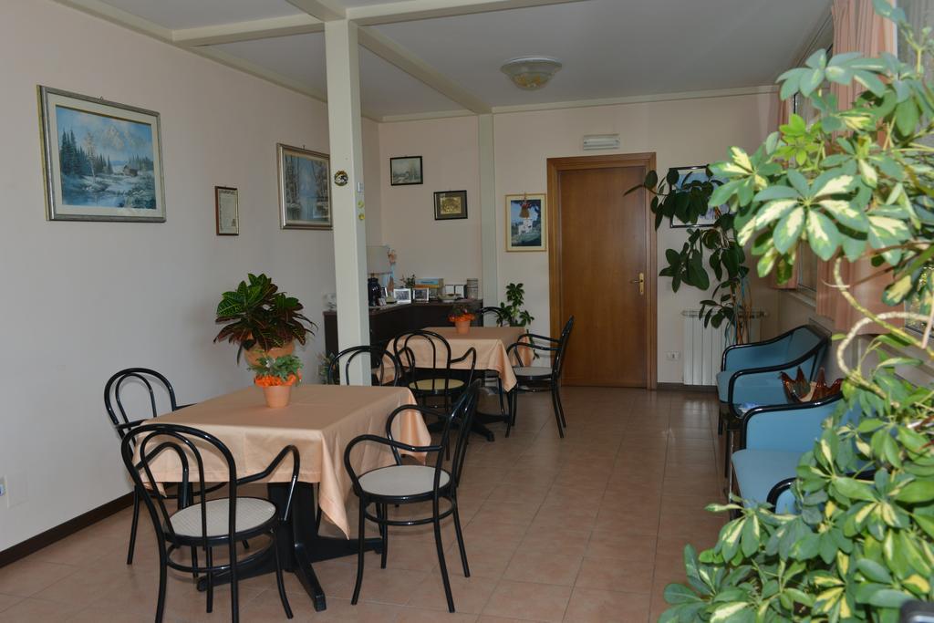 Santa Maria Hotel Asís